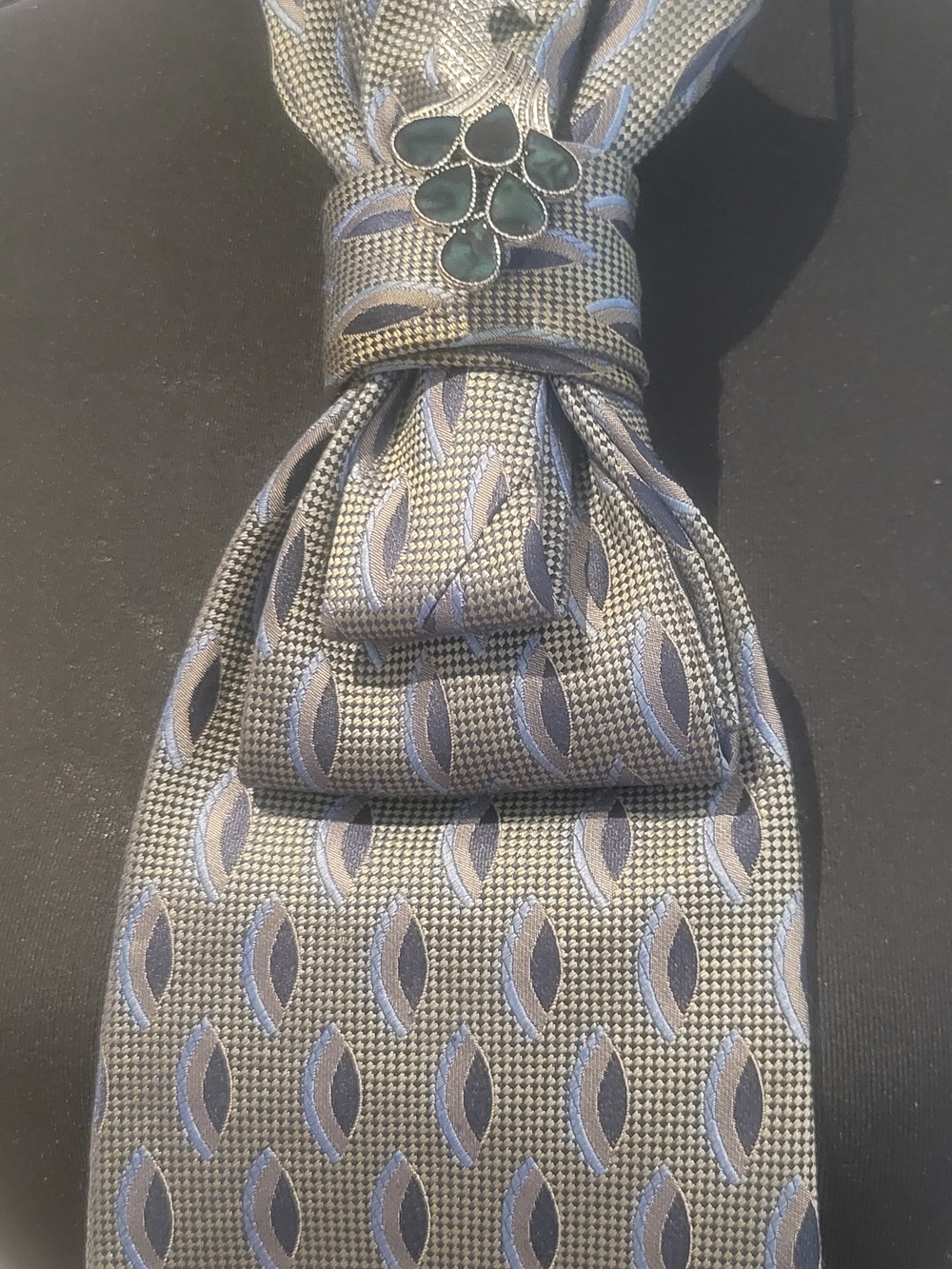 Silver Grayish-green Patterned Tie with Blue Accents